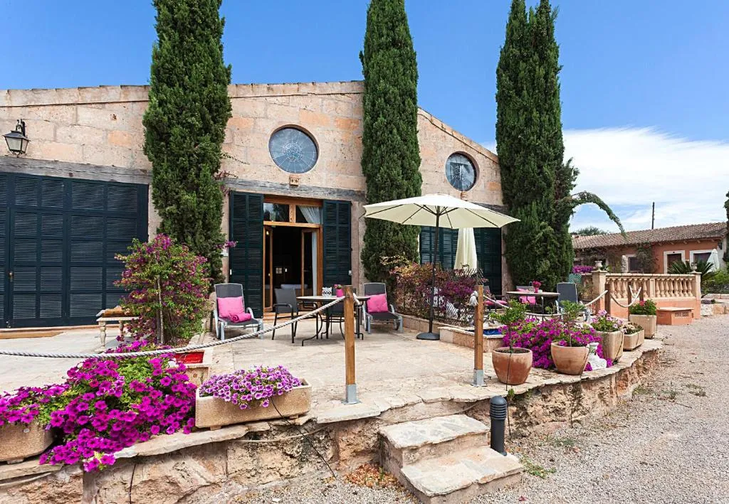 Es Revellar Art Resort